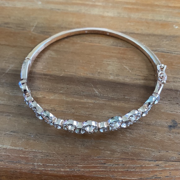 Givenchy rose gold hinged bangle chain design pink crystals - Picture 3 of 4